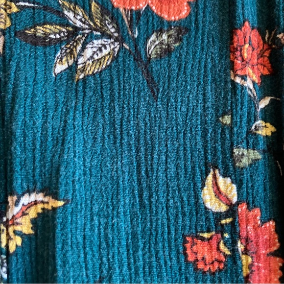 Gypsies & Moondust Dark Green & Floral LS Button-up Crop Top XL - Picture 9 of 10